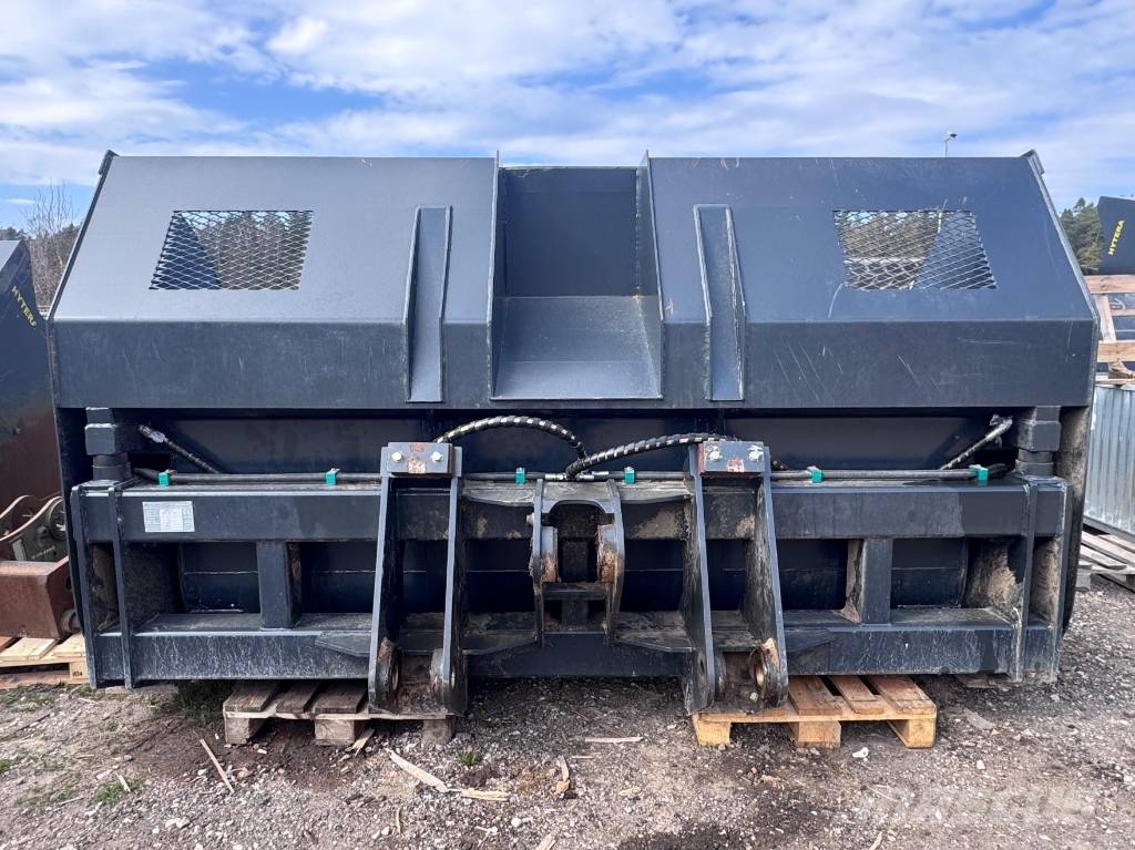  Hugh dump bucket 9 m3 Žlice