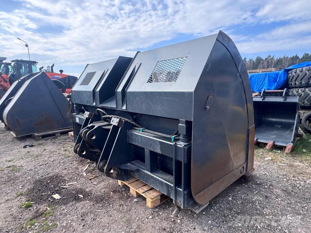  Hugh dump bucket 9 m3 Žlice