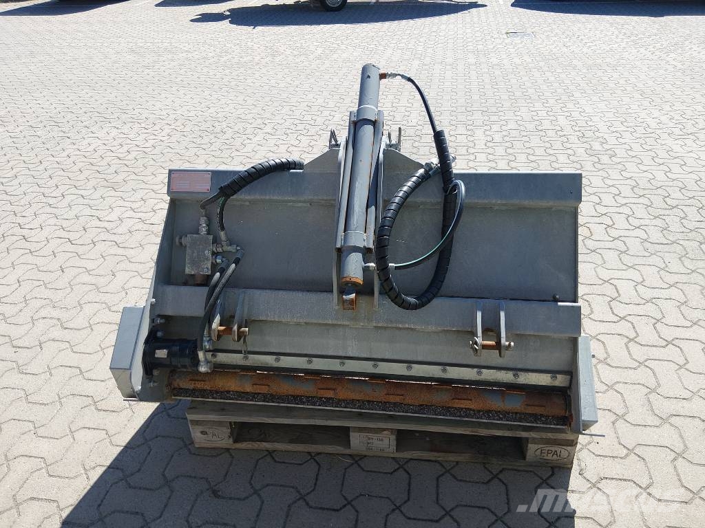 Siringe SS400 معدات نشر الرمال والملح