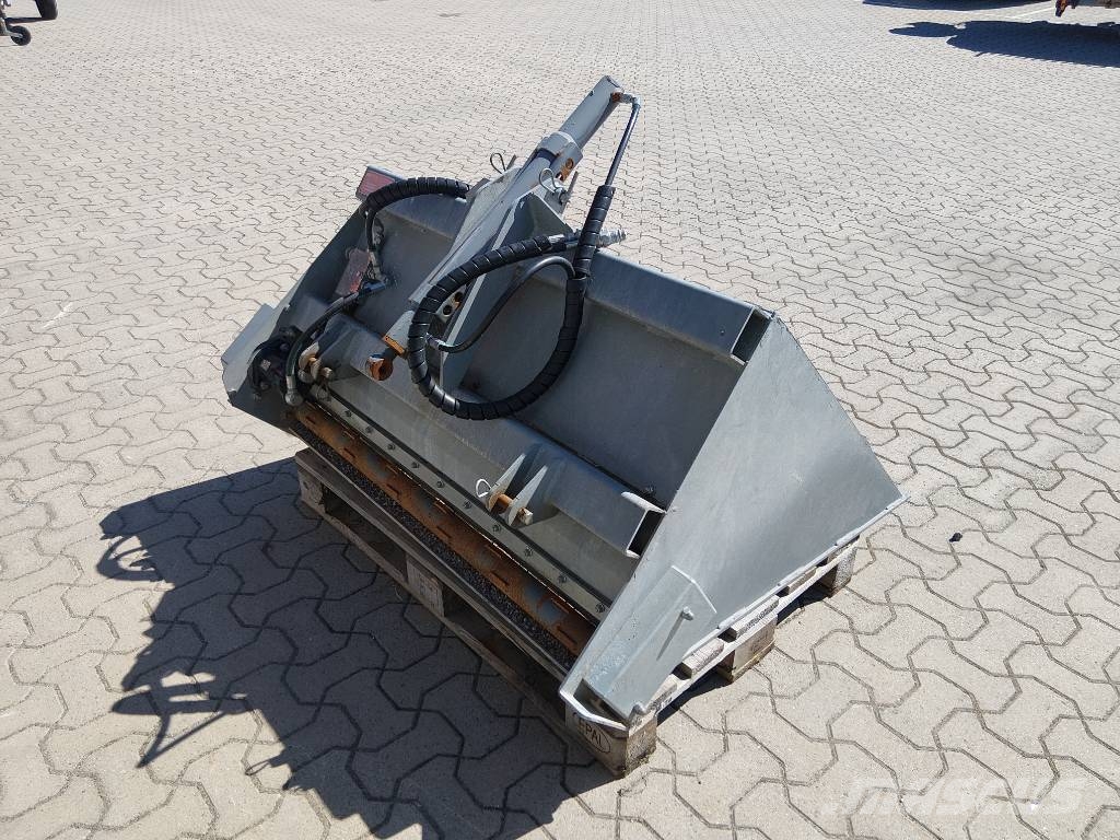 Siringe SS400 معدات نشر الرمال والملح