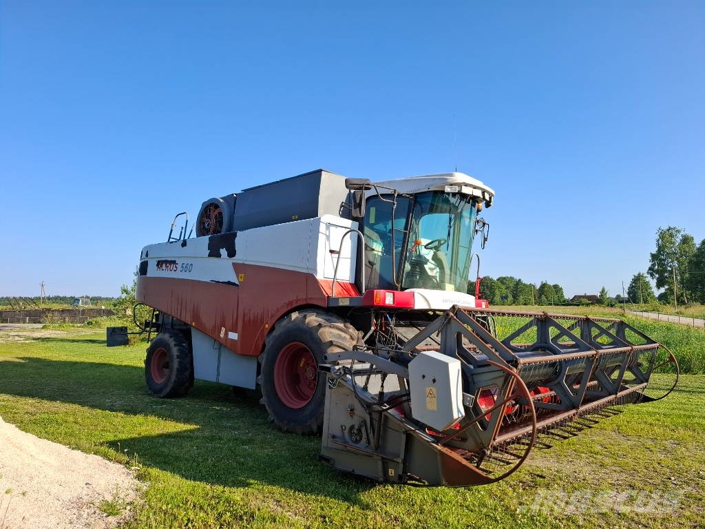 Rostselmash ACROS 560 Kombajni