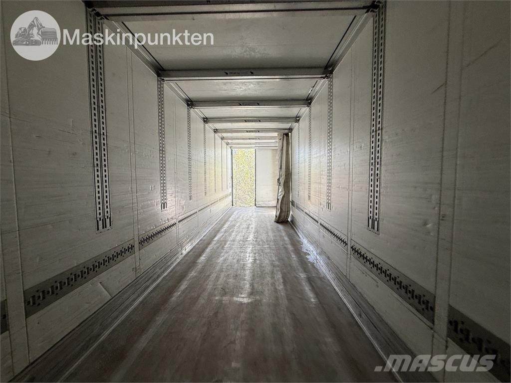 Schmitz SKO 24 Chladiarenské návesy