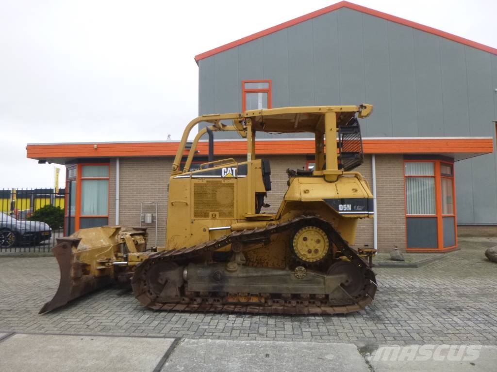 CAT D 5 N LGP Kāpurķēžu buldozeri