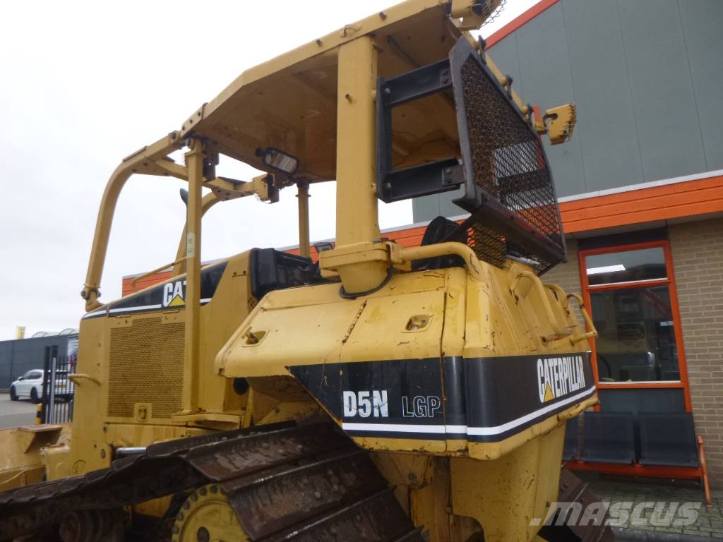 CAT D 5 N LGP Kāpurķēžu buldozeri