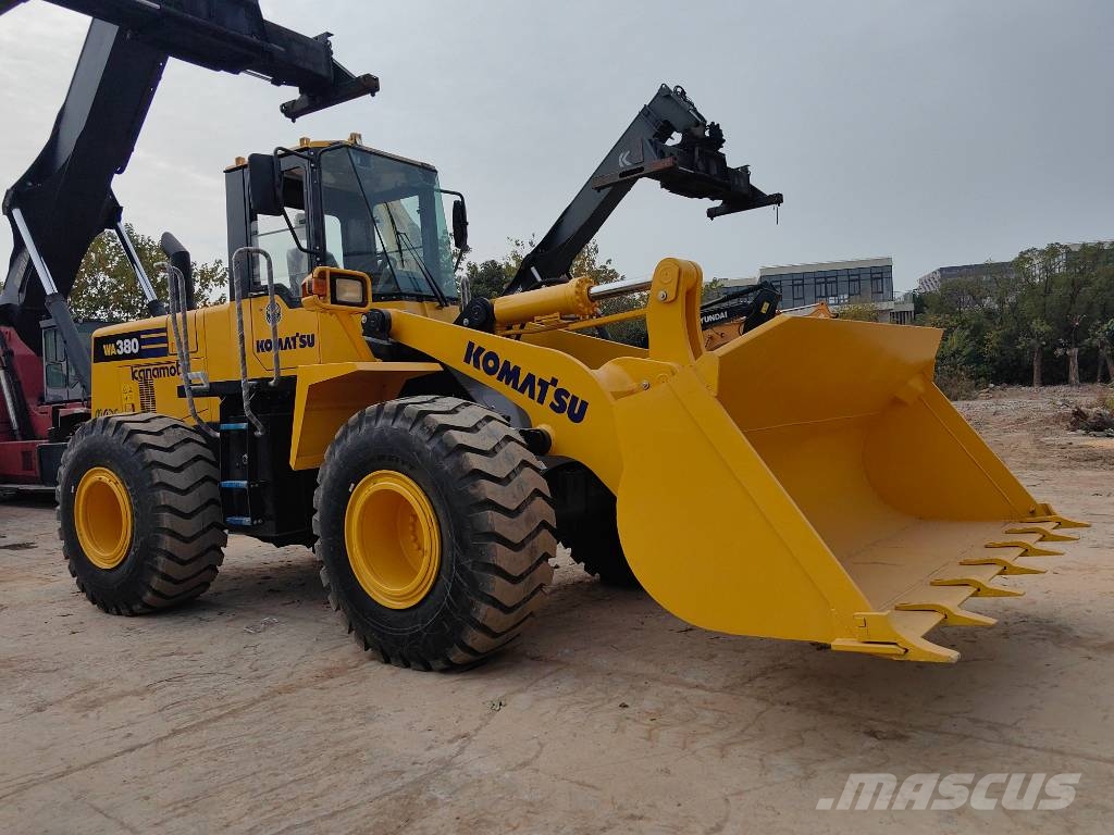 Komatsu WA 380-3 made in Japan Wheel loaders