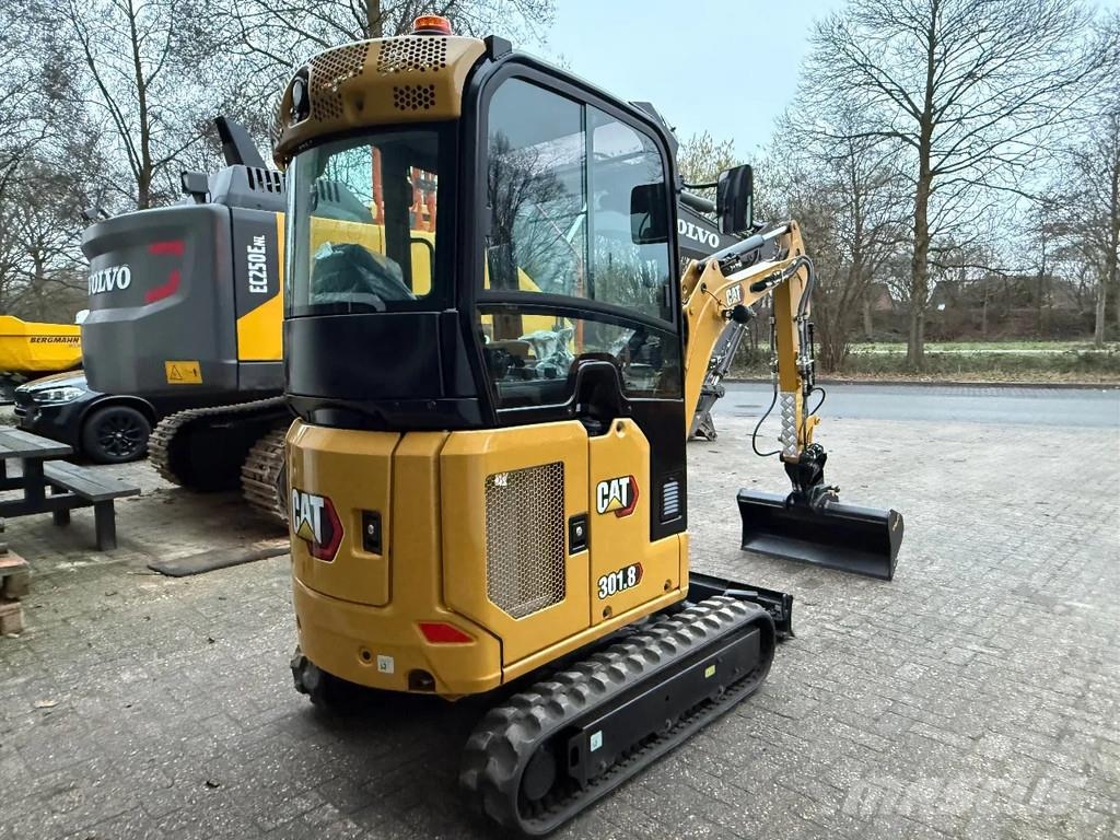 CAT 301.8NG Minikoparki