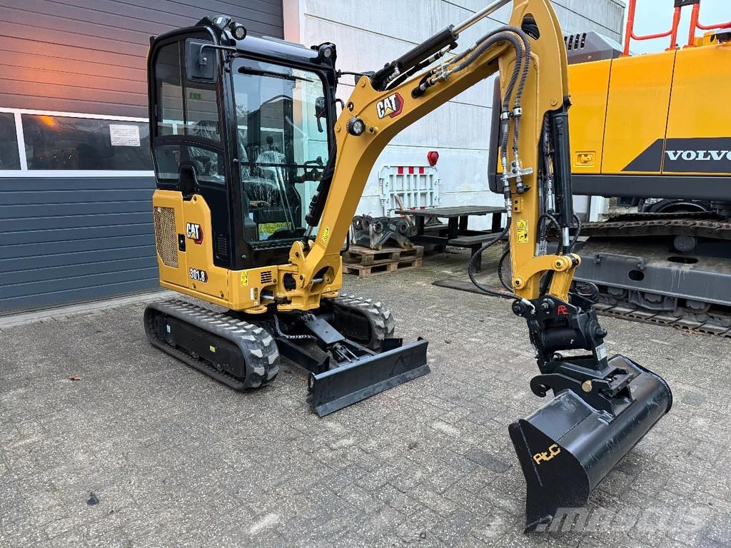 CAT 301.8NG Minikoparki