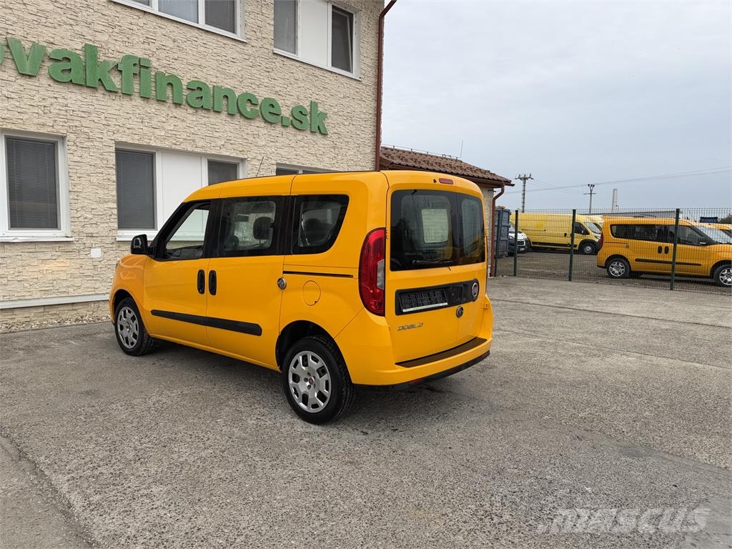 Fiat Dobló VIN 812 Voiture