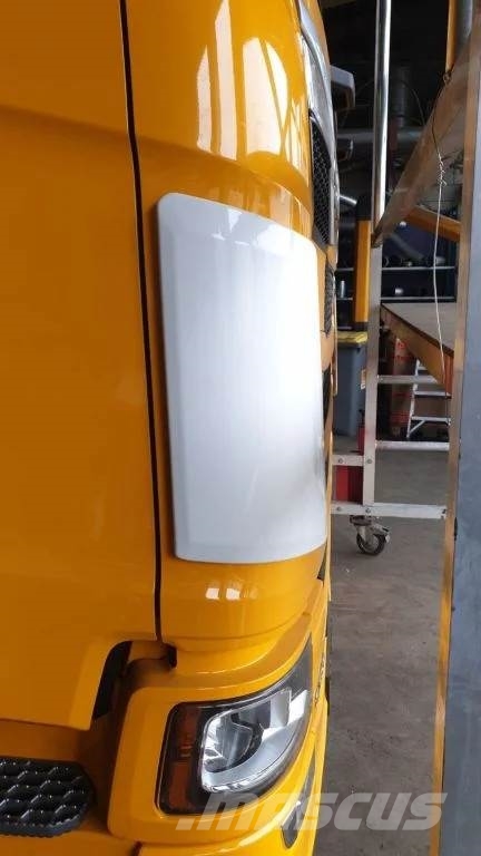 Scania boegdeuren scania S Vuilafstoter dirt deflector Καμπίνες και εσωτερικό