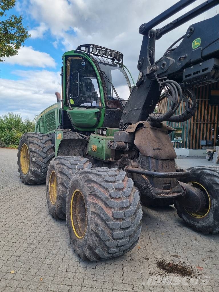 John Deere 1170 E Harvesterji