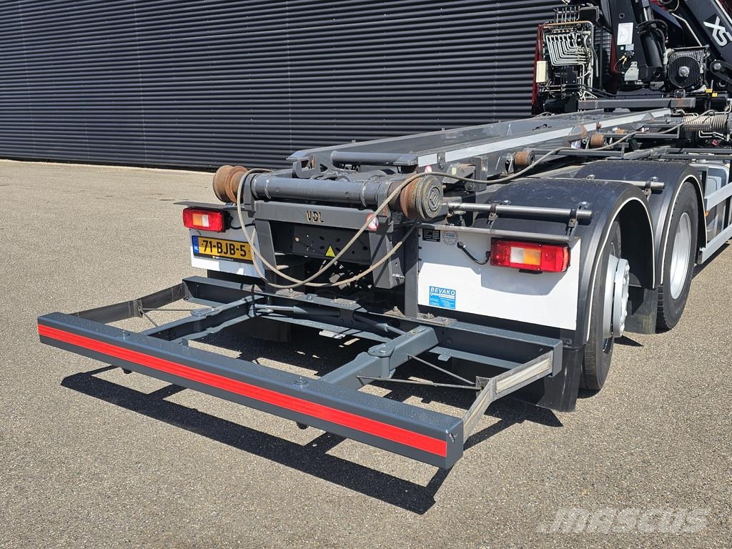Volvo FMX 330 6x2*4 / HIAB CRANE KRAN / CONTAINER SYSTEM Camiones grúa