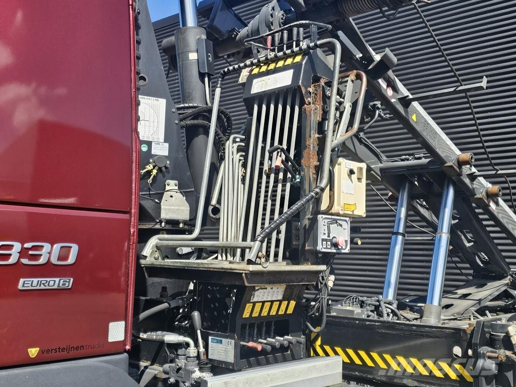 Volvo FMX 330 6x2*4 / HIAB CRANE KRAN / CONTAINER SYSTEM Camiones grúa