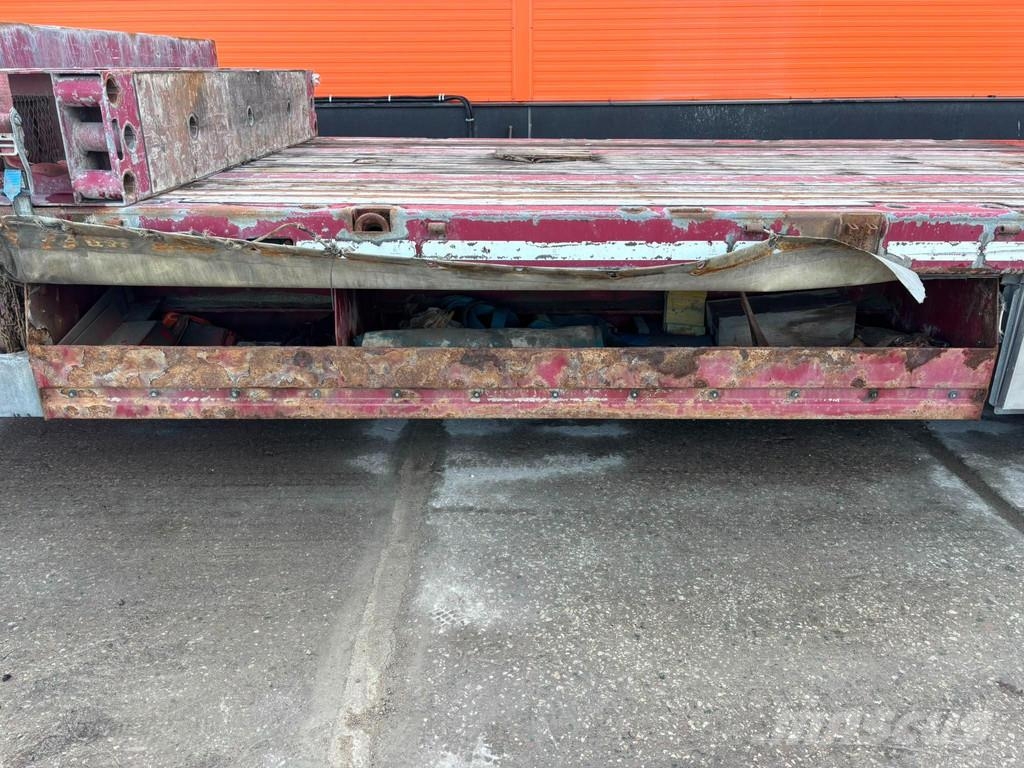 HRD STLB3N SAF AXELS / REAR AXLE TURNS Naczepy niskopodłogowe