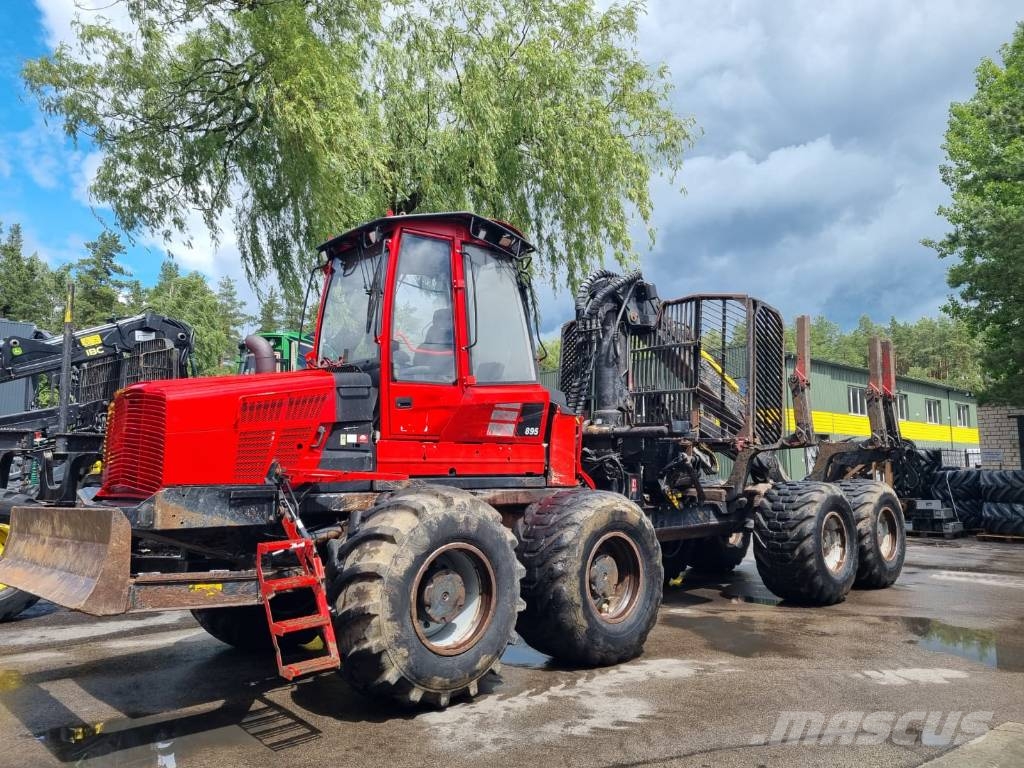 Komatsu 895 Transportadoras