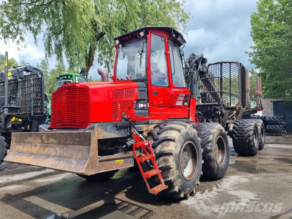 Komatsu 895 Transportadoras