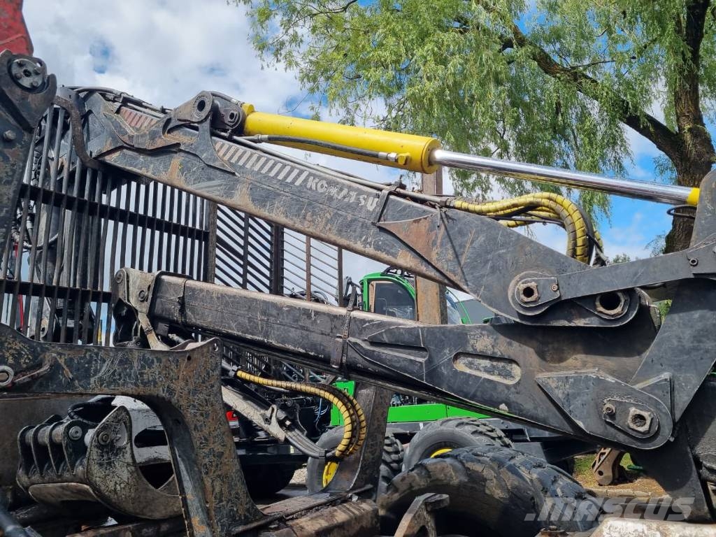 Komatsu 895 Transportadoras