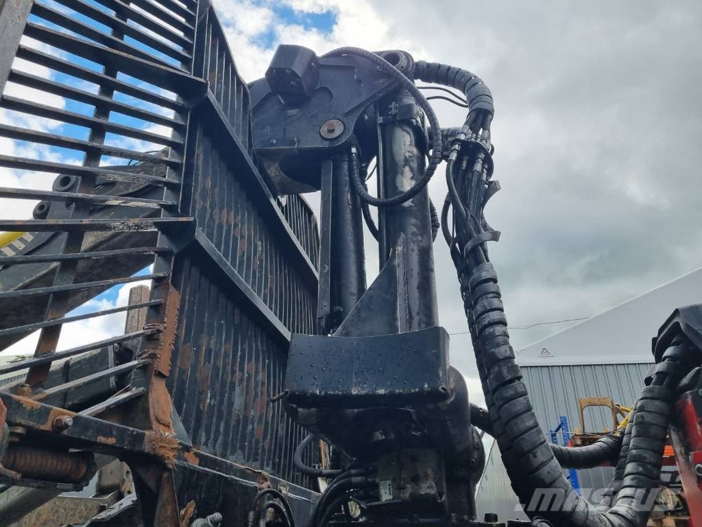 Komatsu 895 Transportadoras