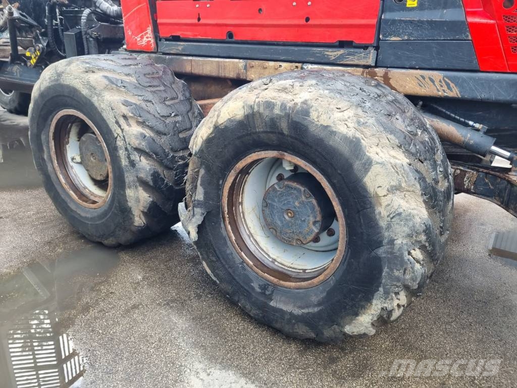 Komatsu 895 Transportadoras