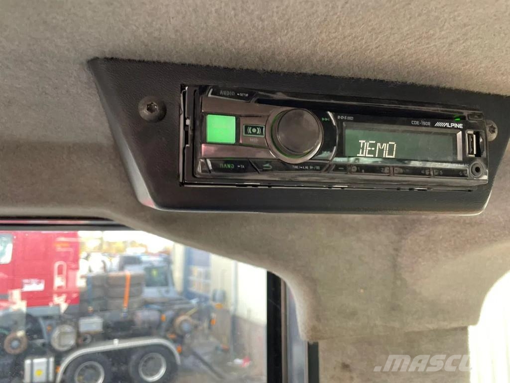 CAT 930H Wheel Loader Bucket Problem Cabin damage 轮式装载机