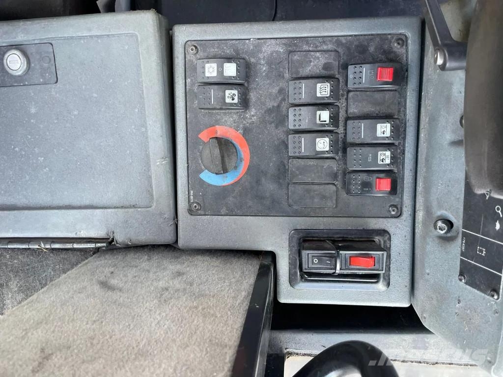 CAT 930H Wheel Loader Bucket Problem Cabin damage 轮式装载机