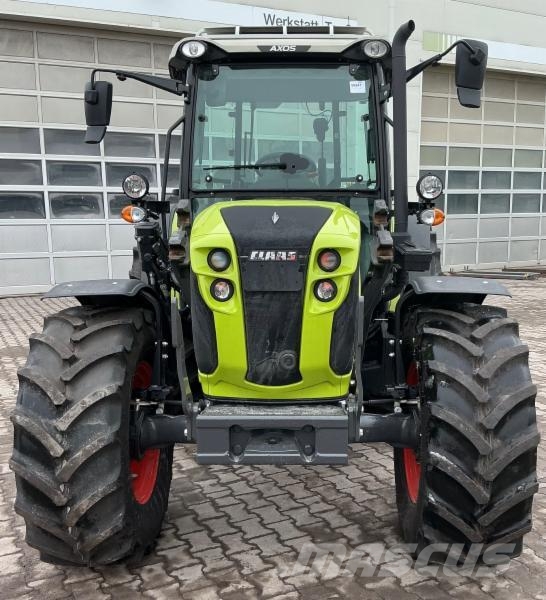 CLAAS AXOS 240 Stage V Tractores