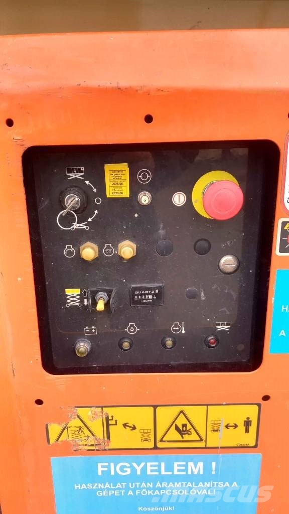 JLG 430 LRT Sakselifter