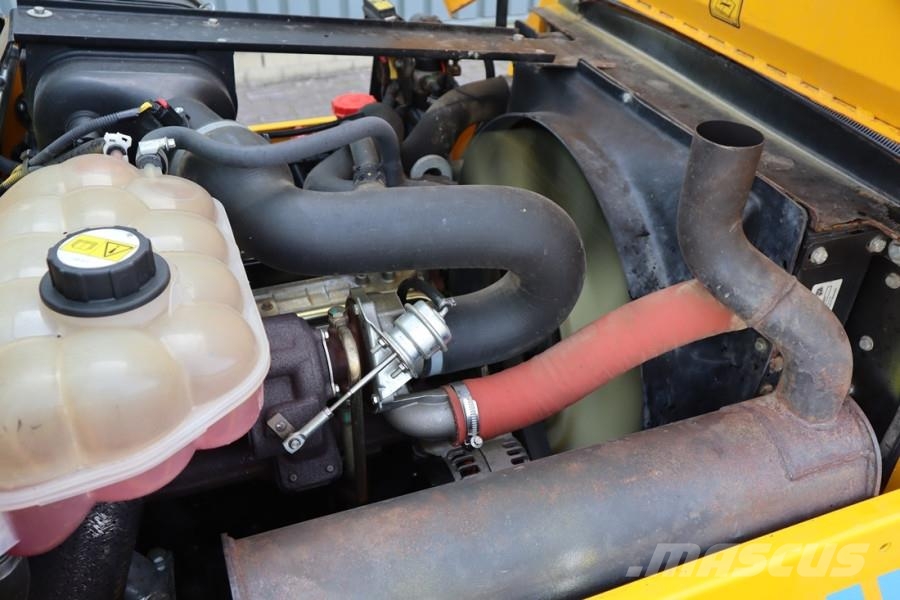JCB 926 Diesel, 4x4 Drive, Triplex mast, 5500mm Liftin Caminhão todo-o-terreno