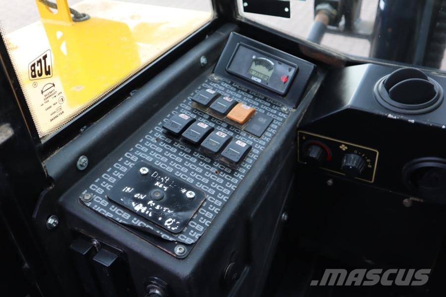 JCB 926 Diesel, 4x4 Drive, Triplex mast, 5500mm Liftin Caminhão todo-o-terreno