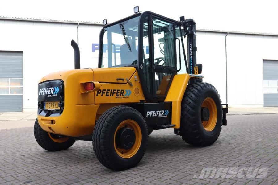 JCB 926 Diesel, 4x4 Drive, Triplex mast, 5500mm Liftin Caminhão todo-o-terreno