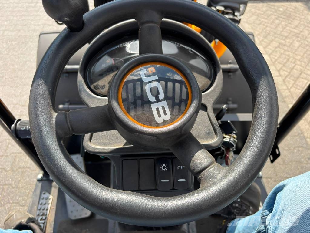 JCB 403 Smart power Minicargadoras