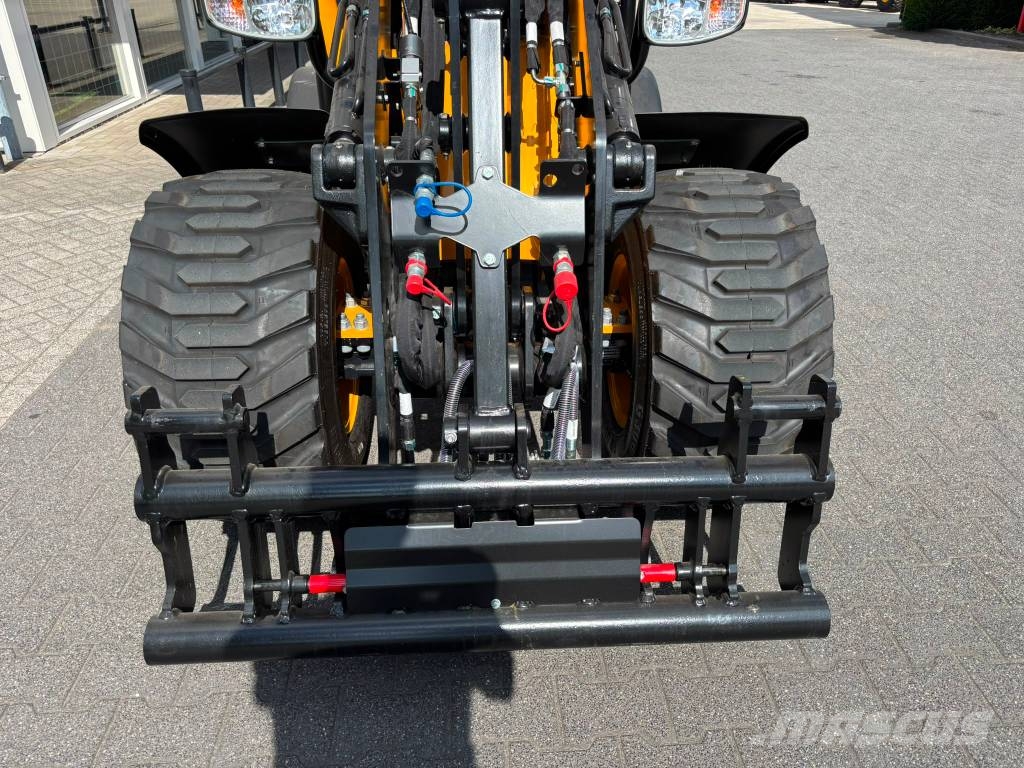 JCB 403 Smart power Minicargadoras