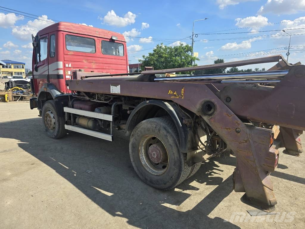 Mercedes-Benz 1820 Containerwagen