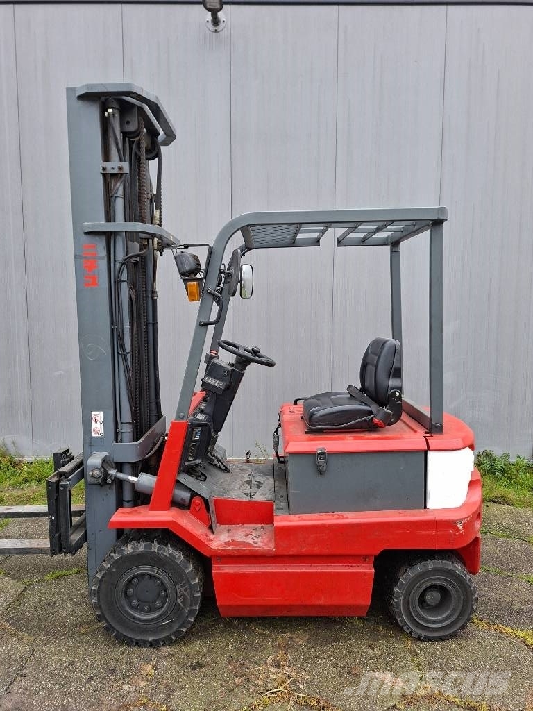 Nichiyu FB-20 Elektrikli forkliftler