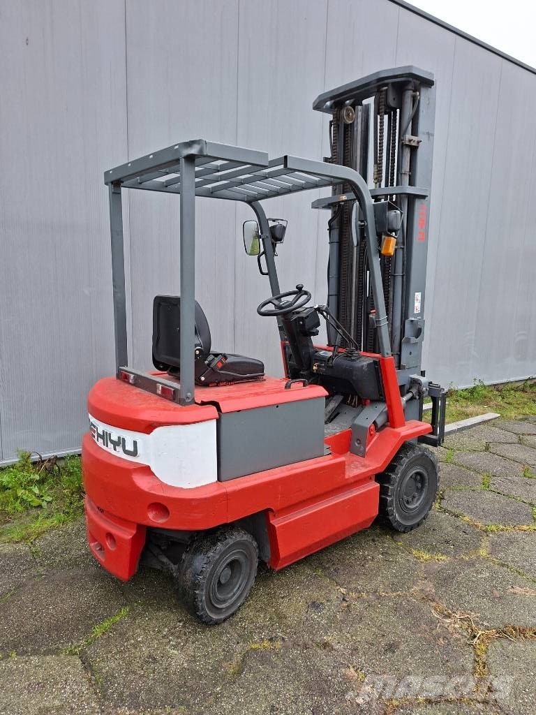 Nichiyu FB-20 Elektrikli forkliftler
