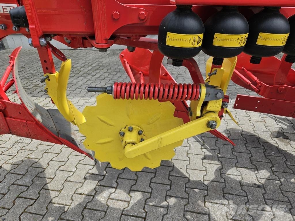 Pöttinger SERVO 4000 PLUS NOVA 5-SCHAR Ploeg