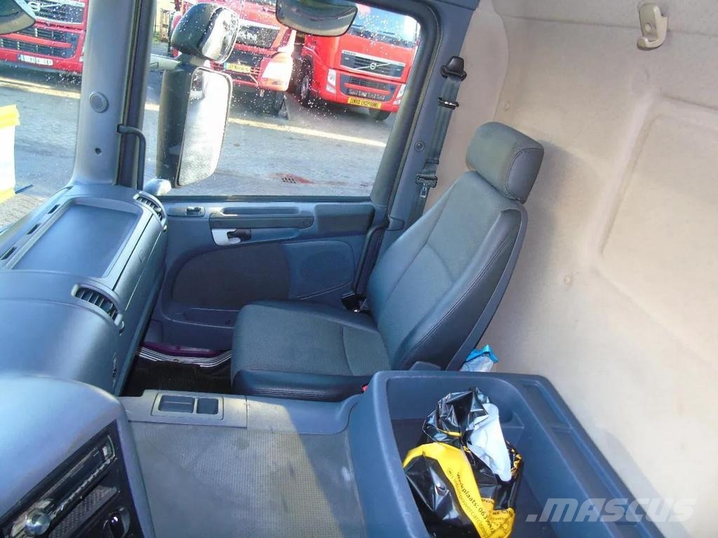 Scania P230 + carrier supra 950 + euro 5 + lift Φορτηγά Ψυγεία