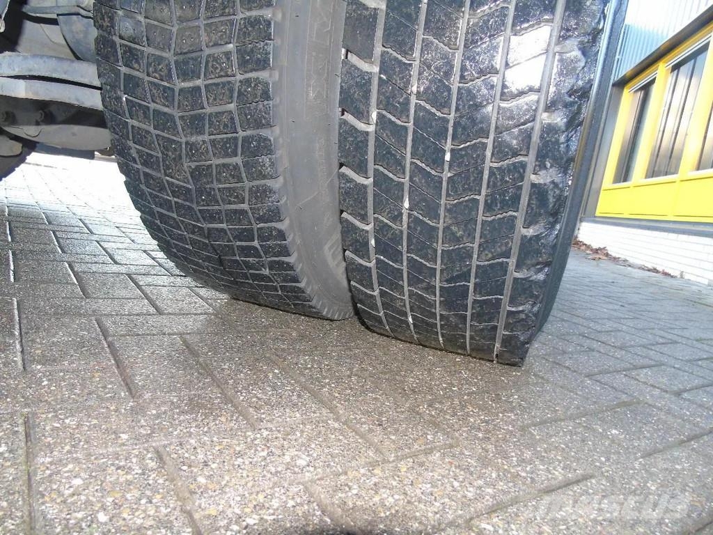 Scania P230 + carrier supra 950 + euro 5 + lift Φορτηγά Ψυγεία