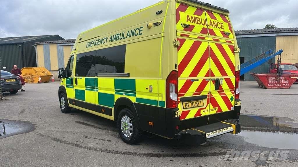 Fiat Ducato A&E Fiat Ducato A&E Vehicle with Stryker Pr Sanitky