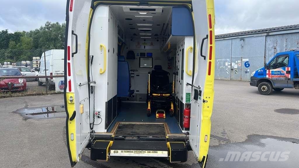 Fiat Ducato A&E Fiat Ducato A&E Vehicle with Stryker Pr Sanitky