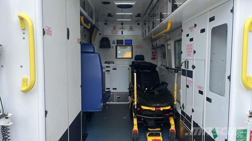 Fiat Ducato A&E Fiat Ducato A&E Vehicle with Stryker Pr Sanitky