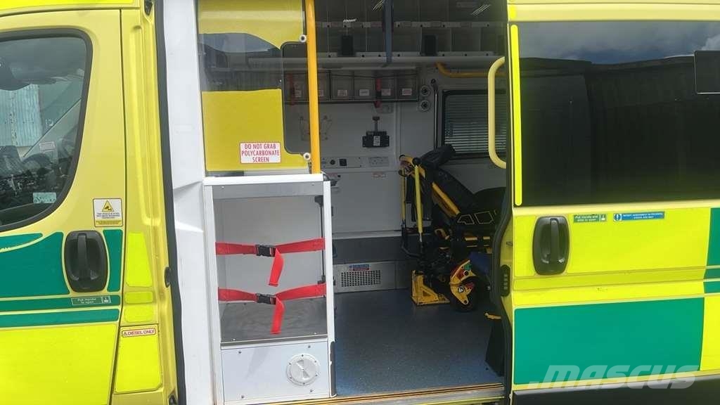 Fiat Ducato A&E Fiat Ducato A&E Vehicle with Stryker Pr Sanitky