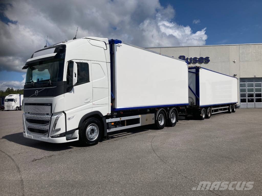Volvo FH 540 Flisbil Camiones volquete para virutas de madera