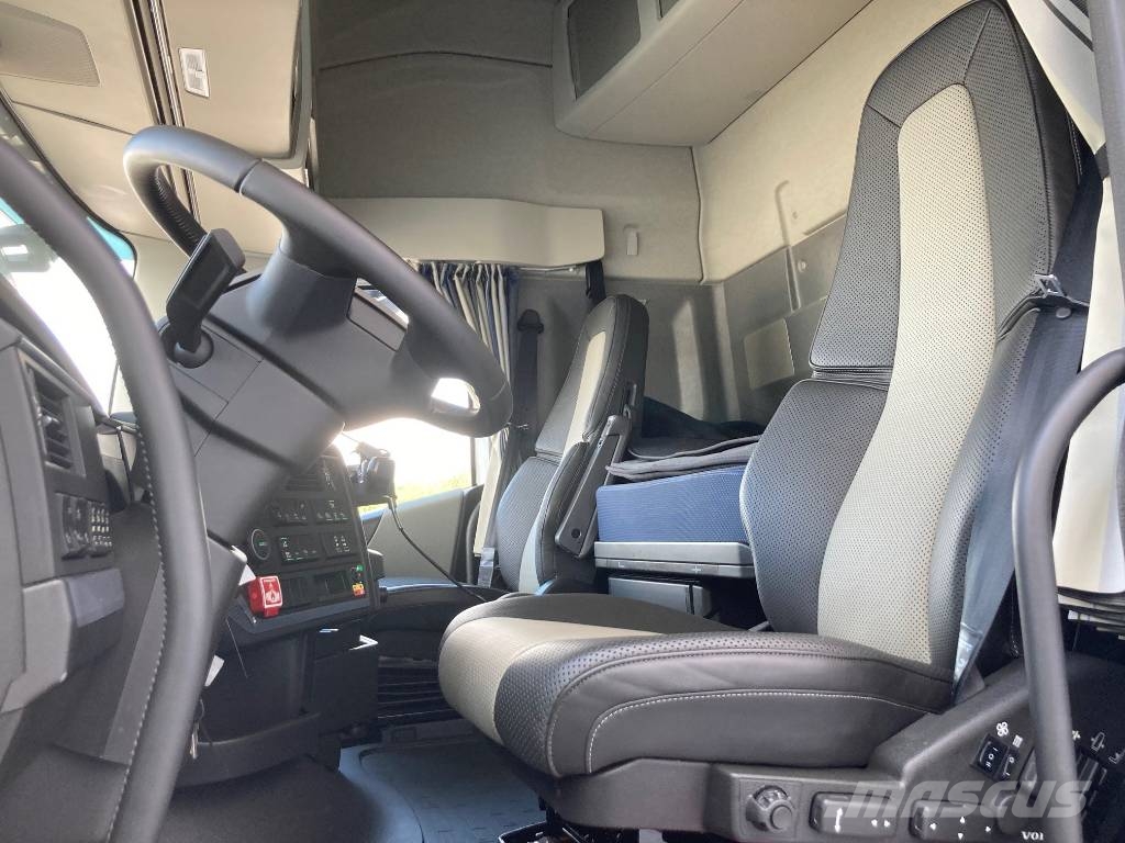 Volvo FH 540 Flisbil Camiones volquete para virutas de madera