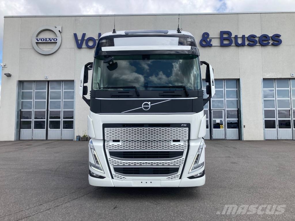 Volvo FH 540 Flisbil Camiones volquete para virutas de madera