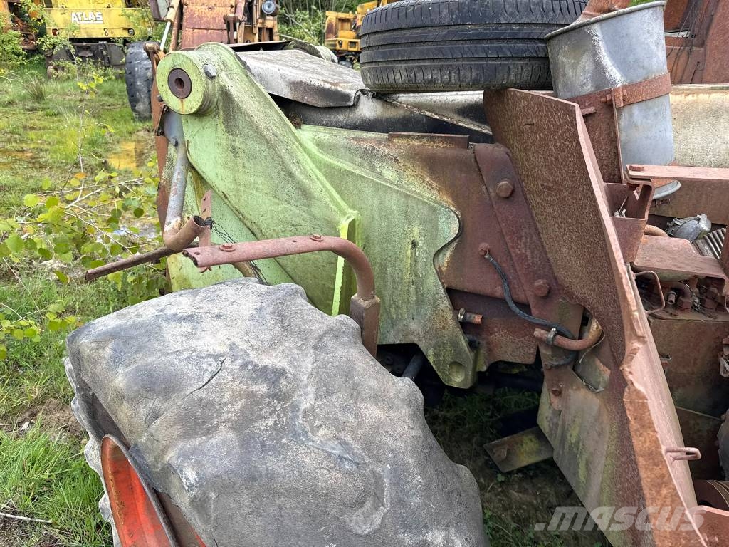 CLAAS 512 مناولات متداخلة