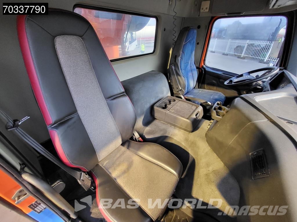 Volvo FMX 370 FMX 8X4 NL-truck 10m3 Mixer Full Steel Aut Betonvedēji