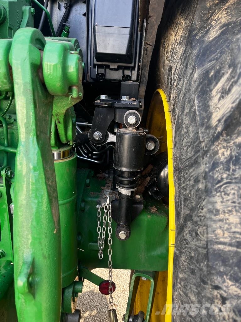 John Deere 6M 220 Tractors