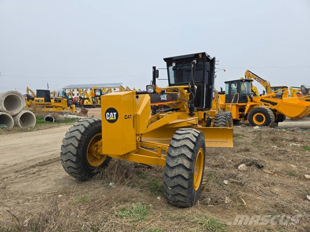 CAT 140 K Motoniveladoras