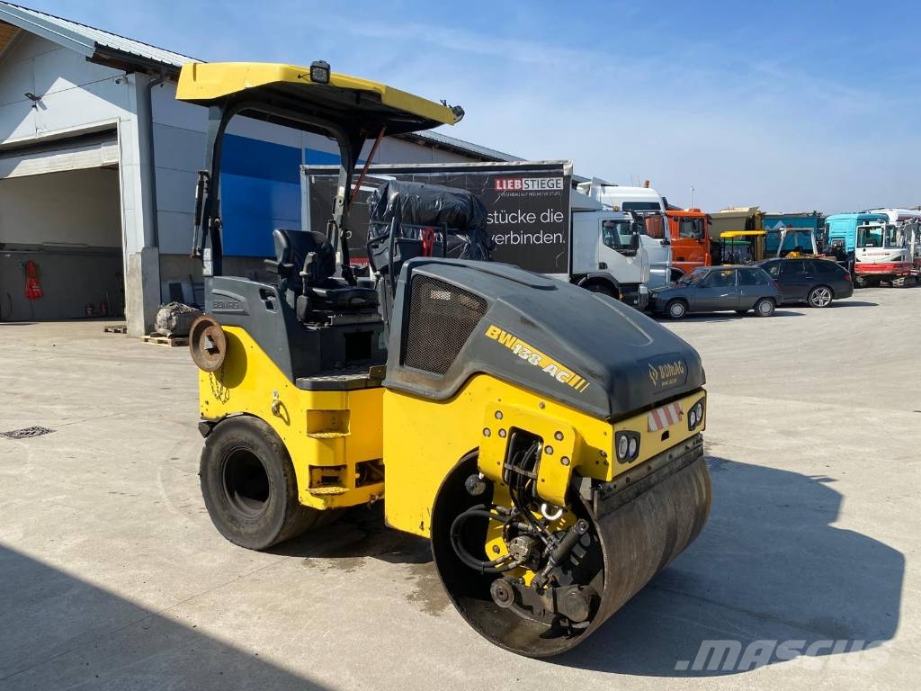 Bomag BW 138 AC-5 مداحل مزدوجة