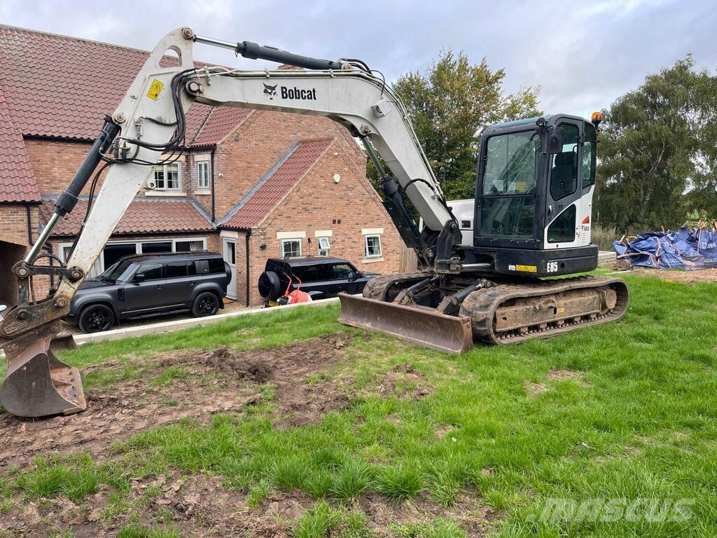 Bobcat E85 Midi bageri 7t – 12t